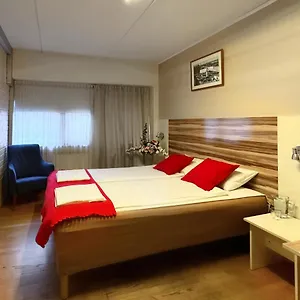 2* Hotel Arkadia &